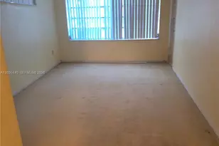 1304 NE 191st St, Miami, FL 33179 - Photo 6