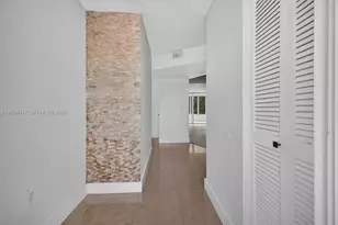 1101 NE 191st St, Miami, FL 33179 - Photo 2