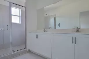 2683 SE 12th St, Homestead, FL 33035 - Photo 12