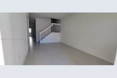 2683 SE 12th St, Homestead, FL 33035 - Photo 10