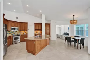2863 E Abiaca Cir, Davie, FL 33328 - Photo 18