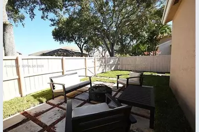 11838 NW 13th St, Pembroke Pines, FL 33026 - Photo 16