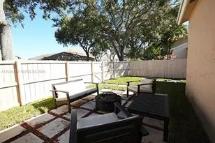 11838 NW 13th St, Pembroke Pines, FL 33026 - Photo 16