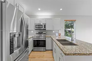 14365 SW 175th Terrace, Miami, FL 33177 - Photo 16