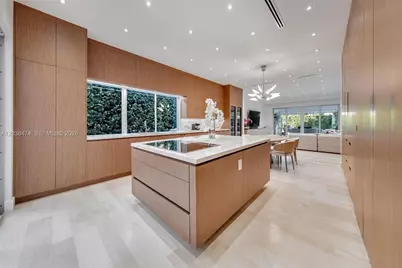 470 S Shore Dr, Miami Beach, FL 33141 - Photo 14