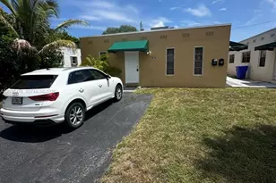 1670 Harding St, Hollywood, FL 33020 - Photo 2