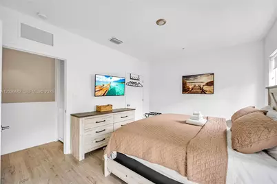 170 NW 158th St #2, Miami, FL 33169 - Photo 60