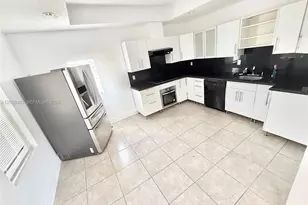 1272 NE 145th St, Miami, FL 33161 - Photo 4