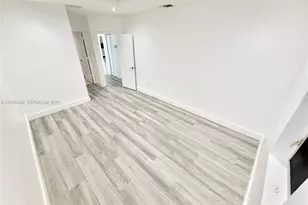 1272 NE 145th St, Miami, FL 33161 - Photo 10