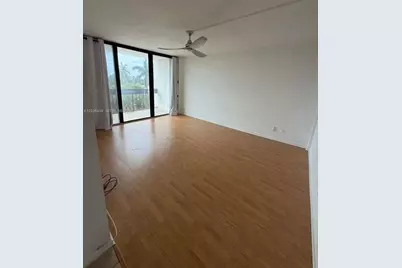 2400 Presidential Way #403, West Palm Beach, FL 33401 - Photo 6