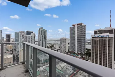 151 SE 1st St #3202, Miami, FL 33131 - Photo 2
