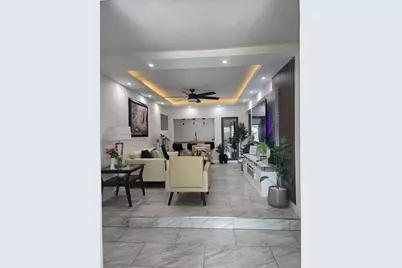 1055 NW 58th Ter, Miami, FL 33127 - Photo 2