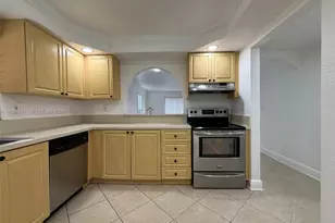 8500 SW 109th Ave, Miami, FL 33173 - Photo 6