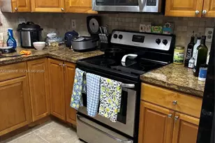 2441 SW 111th Ave, Miami, FL 33165 - Photo 6