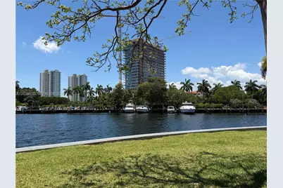 501 Three Islands Blvd #303, Hallandale Beach, FL 33009 - Photo 20