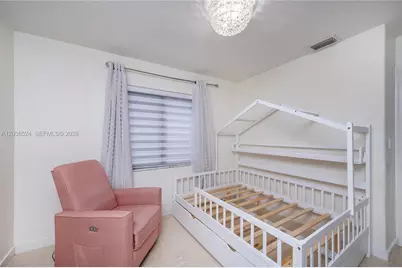 8724 NW 149th Ter, Miami Lakes, FL 33018 - Photo 22