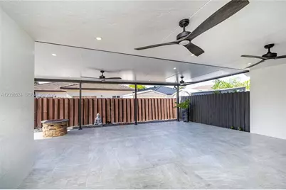 8724 NW 149th Ter, Miami Lakes, FL 33018 - Photo 30
