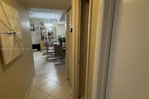 8625 NW 8th St, Miami, FL 33126 - Photo 20