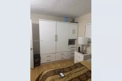 8625 NW 8th St #310, Miami, FL 33126 - Photo 24