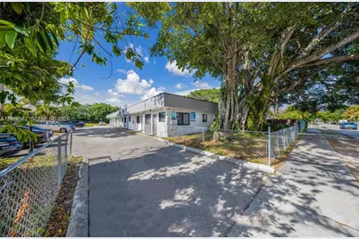 2237 Taylor St #3, Hollywood, FL 33020 - Photo 8