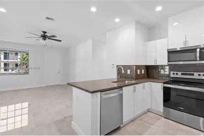 5745 SW 44th Court #202, Davie, FL 33314 - Photo 8