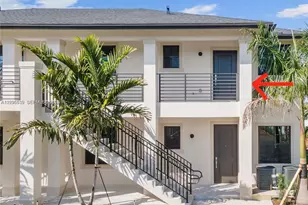 5745 SW 44th Ct, Davie, FL 33314 - Photo 4