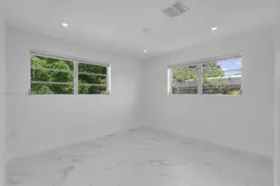 19425 NW 39th Ave, Miami Gardens, FL 33055 - Photo 18