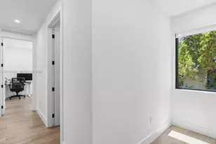 3266 SW 25th Ter, Miami, FL 33133 - Photo 40