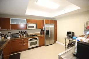 3330 NE 190th St, Aventura, FL 33180 - Photo 10