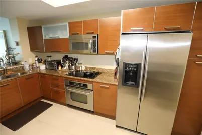 3330 NE 190th St #1312, Aventura, FL 33180 - Photo 8