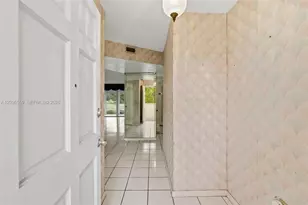 1201 NE 191st St, Miami, FL 33179 - Photo 32