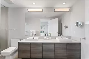 1080 Brickell Ave, Miami, FL 33131 - Photo 38