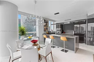 1080 Brickell Ave, Miami, FL 33131 - Photo 12