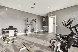 2100 Miami Rd, Fort Lauderdale, FL 33316 - Photo 24