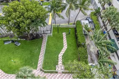19390 Collins Ave #702, Sunny Isles Beach, FL 33160 - Photo 24