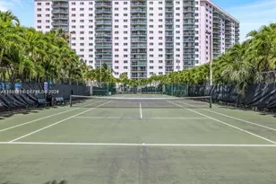 19390 Collins Ave, Sunny Isles Beach, FL 33160 - Photo 36