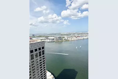 335 Biscayne Bl #4200, Miami, FL 33131 - Photo 10