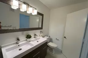 12140 SW 4th St, Pembroke Pines, FL 33025 - Photo 24
