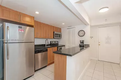 201 S 178th Dr #426, Sunny Isles Beach, FL 33160 - Photo 8
