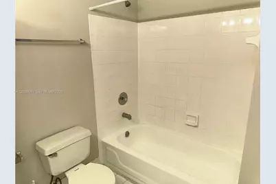 460 S Park Rd #6-203, Hollywood, FL 33021 - Photo 10