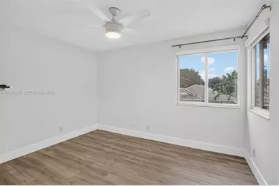 8815 Woodside Ct, Davie, FL 33328 - Photo 30