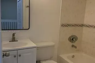 8340 NW 10th St, Miami, FL 33126 - Photo 18