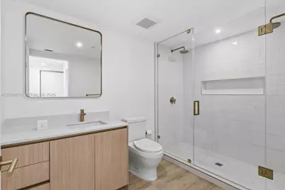 90 NE 32 #1014, Miami, FL 33149 - Photo 6