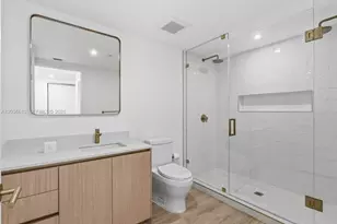 90 NE 32, Miami, FL 33149 - Photo 6