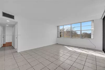 2781 Taft St #303, Hollywood, FL 33020 - Photo 4