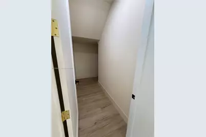 3326 Elizabeth St, Miami, FL 33133 - Photo 28