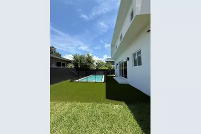 3326 Elizabeth St, Miami, FL 33133 - Photo 22