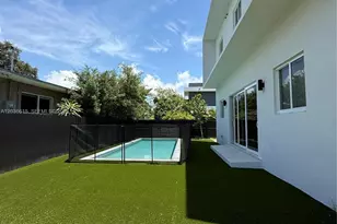 3326 Elizabeth St, Miami, FL 33133 - Photo 22