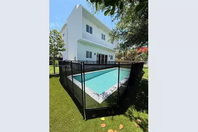 3326 Elizabeth St, Miami, FL 33133 - Photo 26
