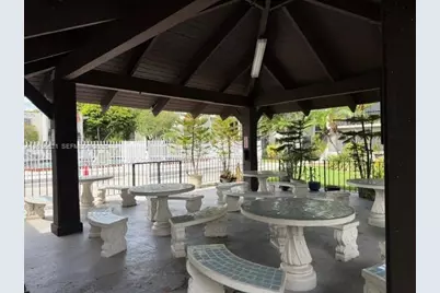 8701 SW 141st St #E6, Palmetto Bay, FL 33176 - Photo 2